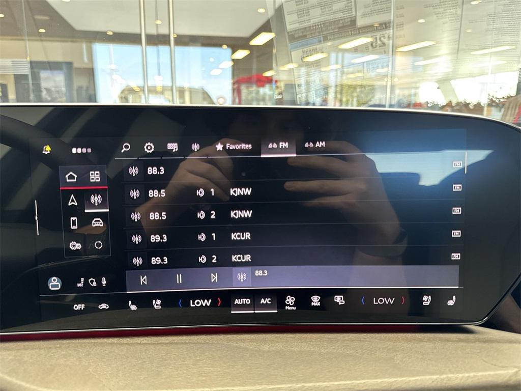 new 2025 Audi Q5 car, priced at $61,300