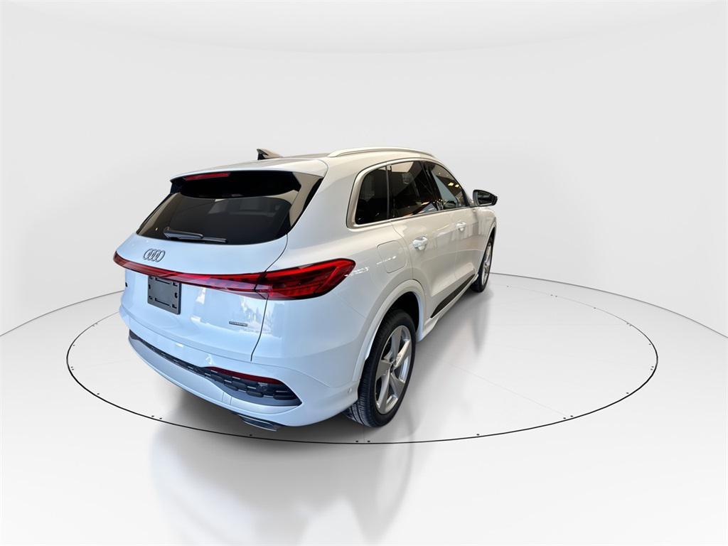 new 2025 Audi Q5 car, priced at $61,300