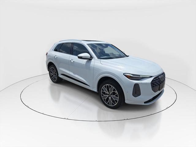 new 2025 Audi Q5 car, priced at $60,440