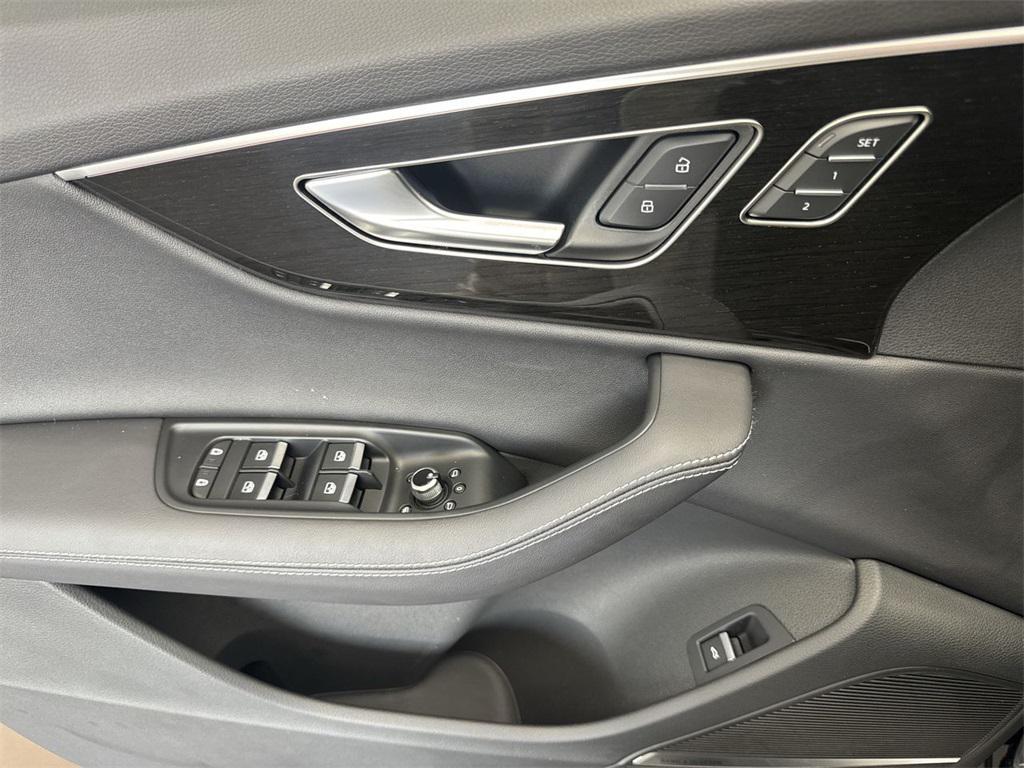 used 2025 Audi Q7 car, priced at $67,987