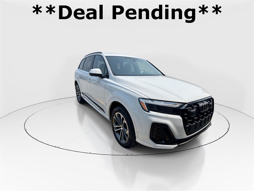 used 2025 Audi Q7 car, priced at $55,287