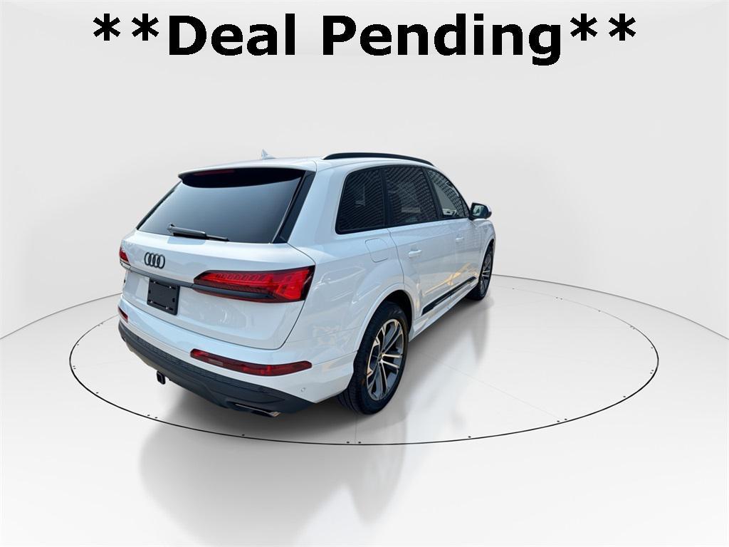 used 2025 Audi Q7 car, priced at $55,287