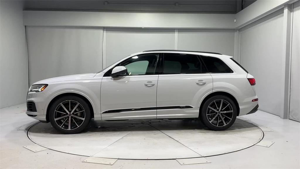 new 2024 Audi Q7 car, priced at $83,460