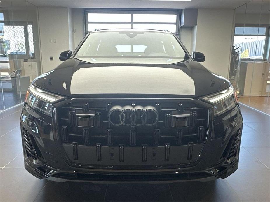 new 2025 Audi Q7 car, priced at $71,500