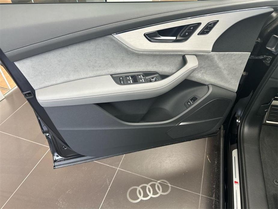 new 2024 Audi Q7 car, priced at $85,125