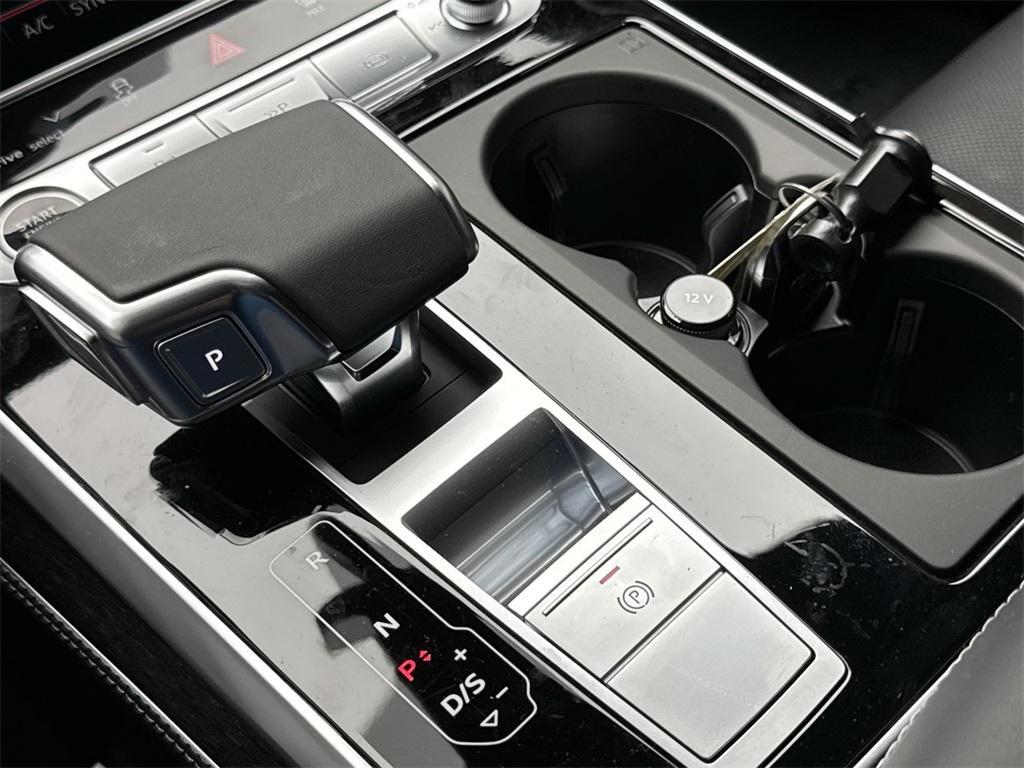 new 2026 Audi Q7 car, priced at $81,995