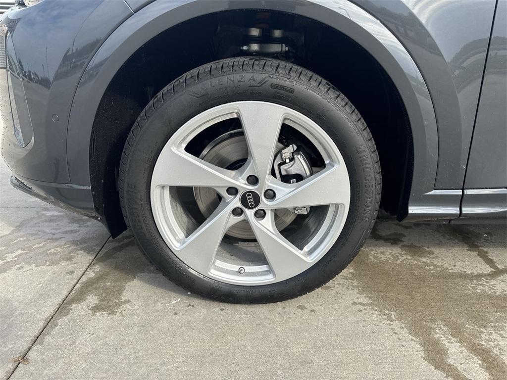 new 2025 Audi Q5 car, priced at $61,950