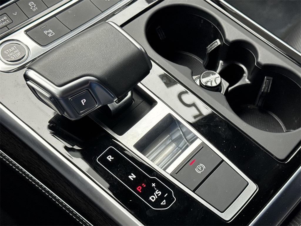 used 2025 Audi Q7 car, priced at $55,287