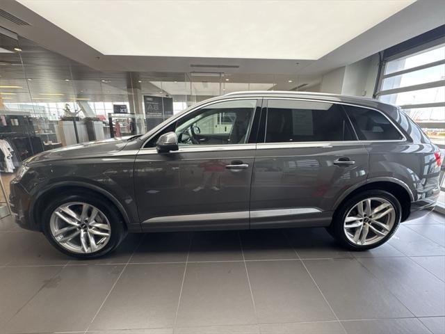 used 2018 Audi Q7 car, priced at $26,000