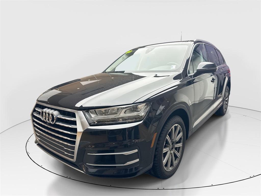 used 2018 Audi Q7 car, priced at $19,587
