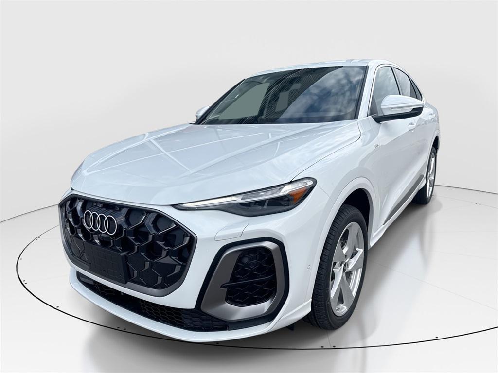new 2025 Audi Q5 car, priced at $63,725