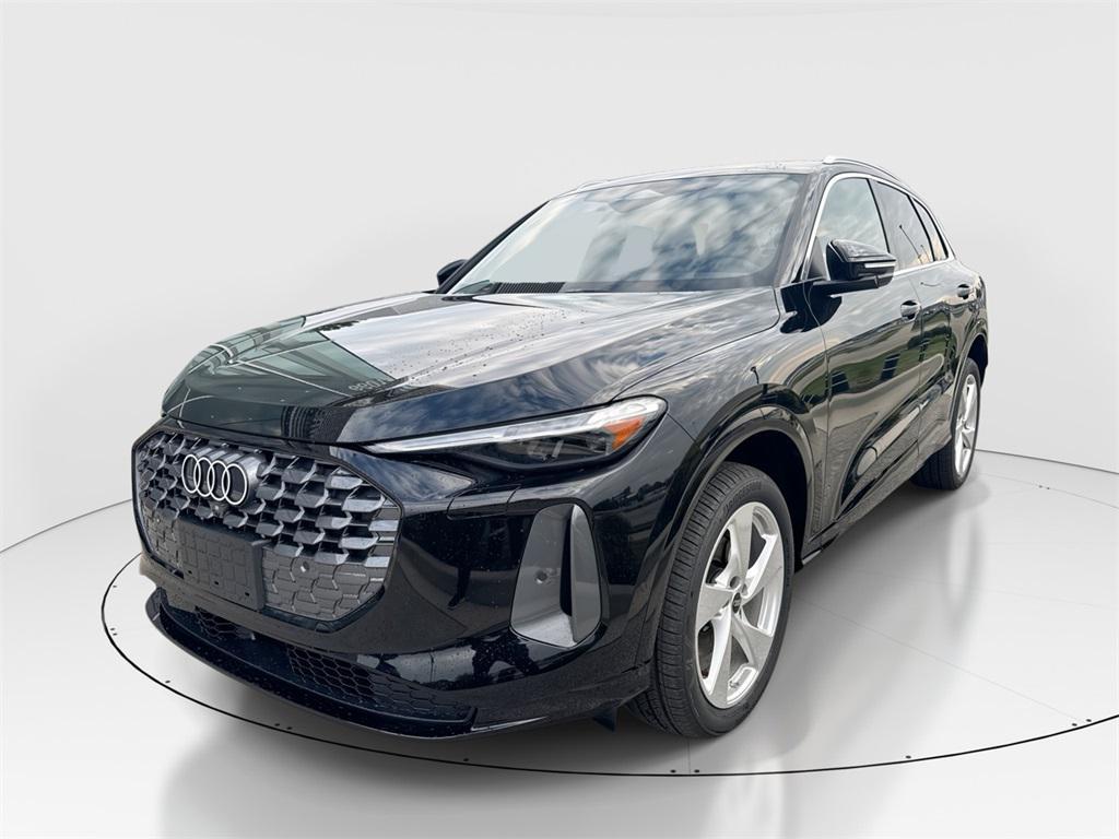 new 2025 Audi Q5 car, priced at $61,950