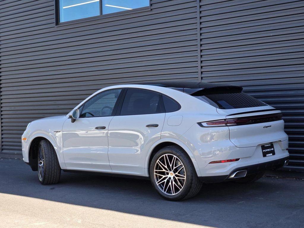 new 2025 Porsche Cayenne car, priced at $125,935