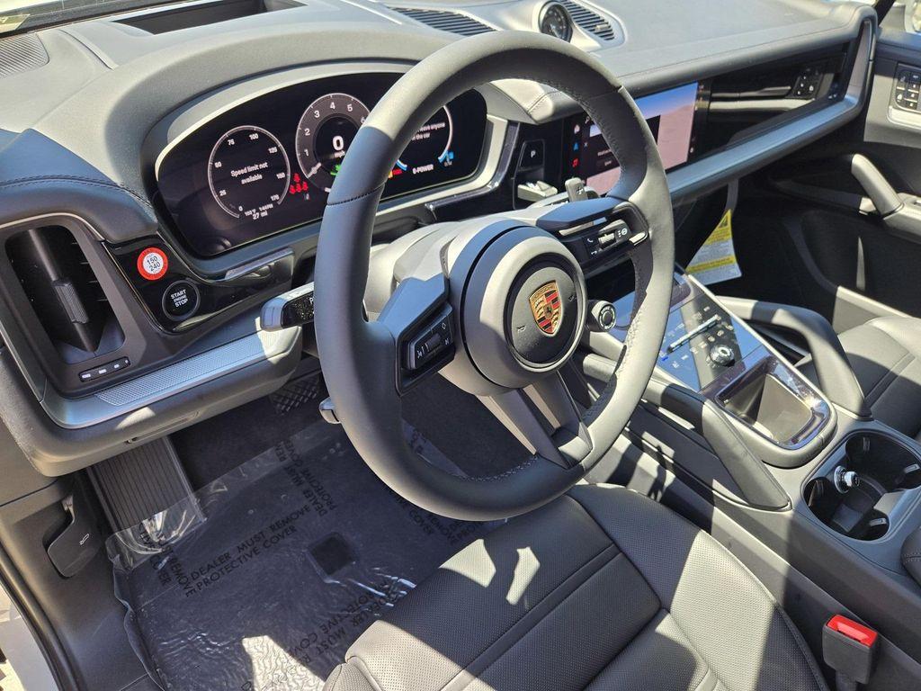new 2025 Porsche Cayenne car, priced at $125,935