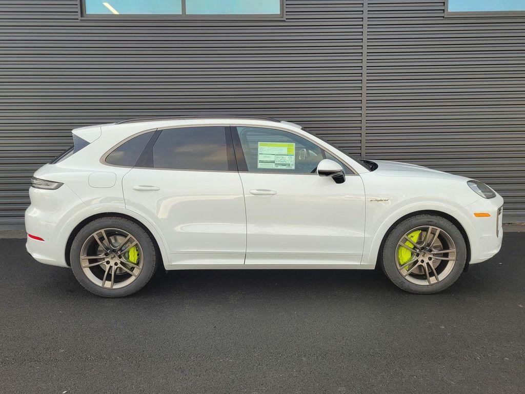 new 2025 Porsche Cayenne car, priced at $184,025