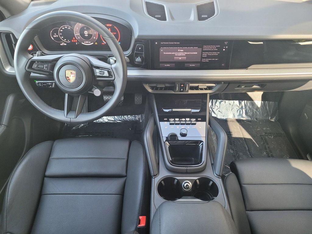 used 2025 Porsche Cayenne car, priced at $86,888
