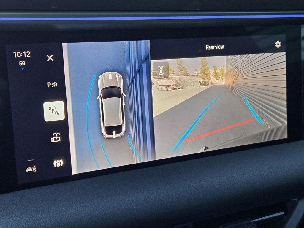 new 2025 Porsche Macan car, priced at $99,115