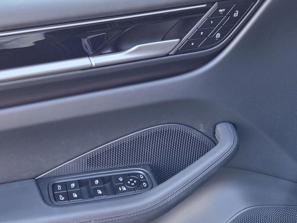 new 2025 Porsche Macan car, priced at $99,115