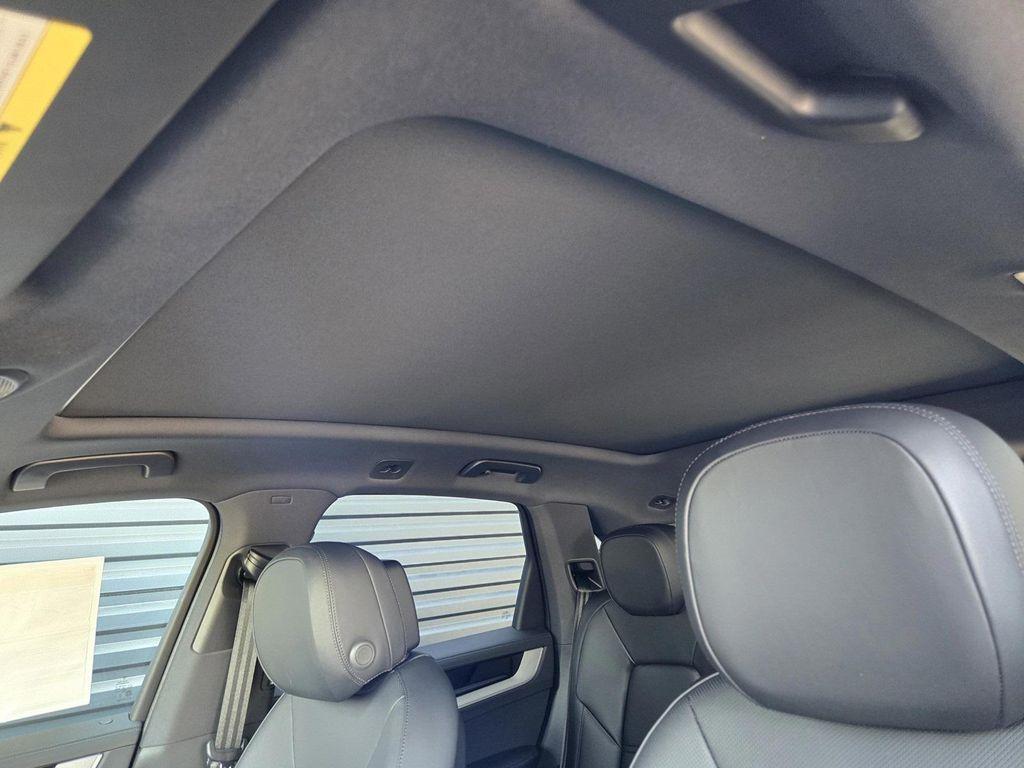 new 2025 Porsche Cayenne car, priced at $140,075