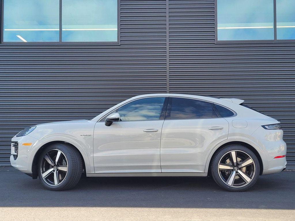 new 2025 Porsche Cayenne car, priced at $190,685