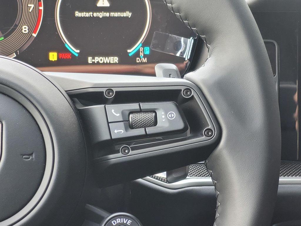 new 2025 Porsche Cayenne car, priced at $190,685