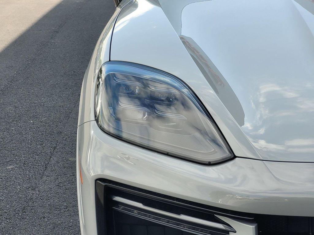 new 2025 Porsche Cayenne car, priced at $190,685