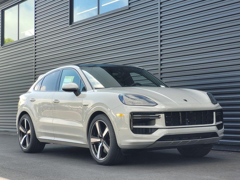 new 2025 Porsche Cayenne car, priced at $190,685