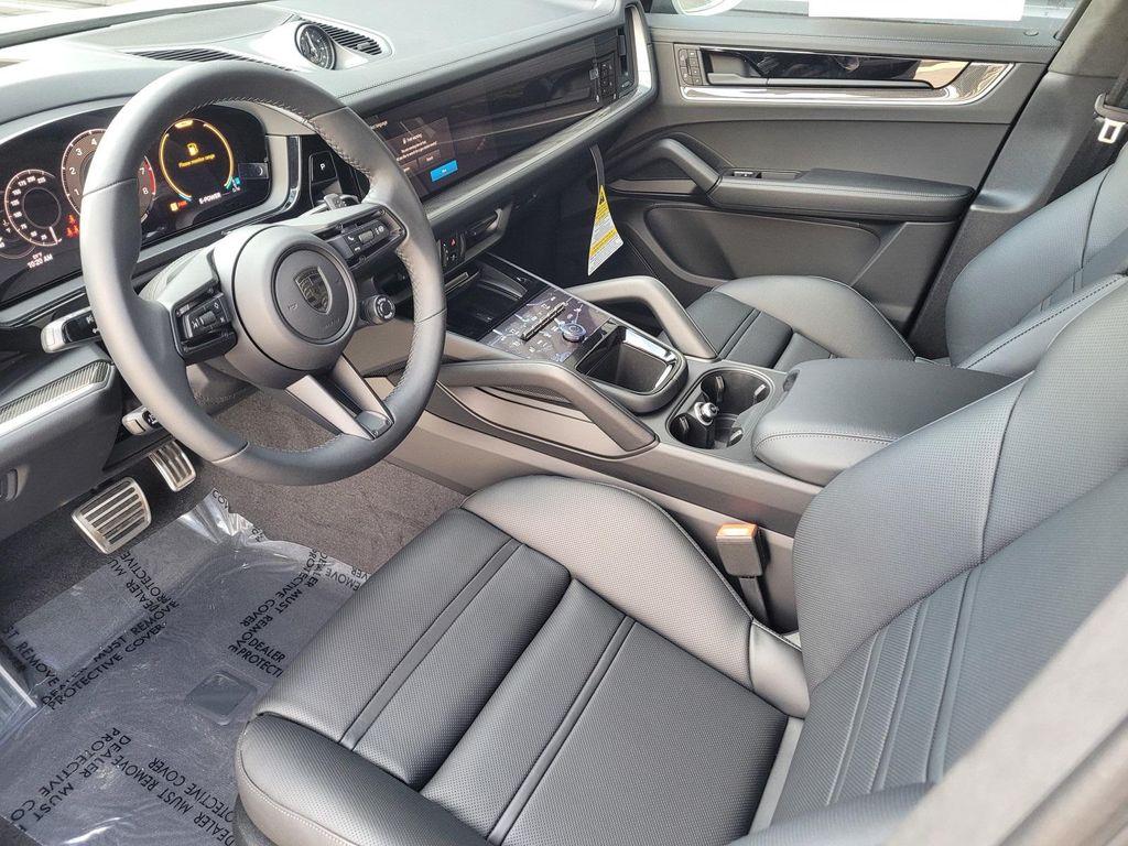 new 2025 Porsche Cayenne car, priced at $190,685