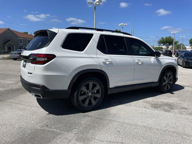 new 2025 Honda Pilot car, priced at $43,447
