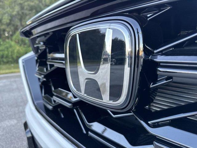 new 2025 Honda CR-V Hybrid car, priced at $40,655