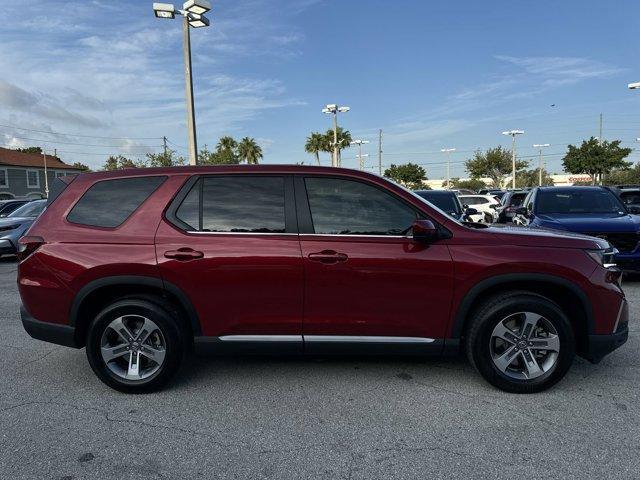 new 2025 Honda Pilot car, priced at $42,946