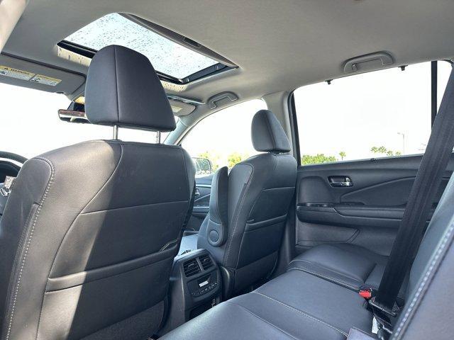 used 2022 Honda Pilot car, priced at $31,103