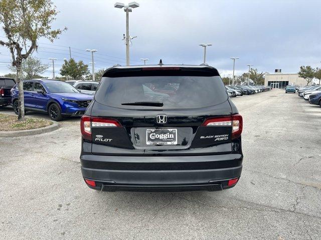 used 2022 Honda Pilot car, priced at $35,994