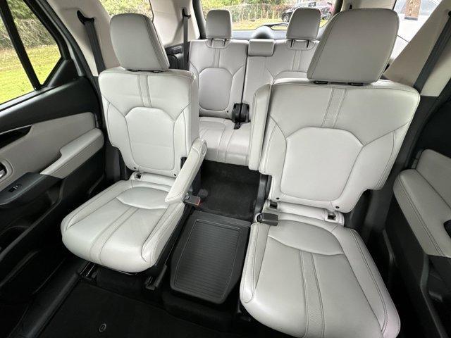 used 2023 Honda Pilot car, priced at $34,636