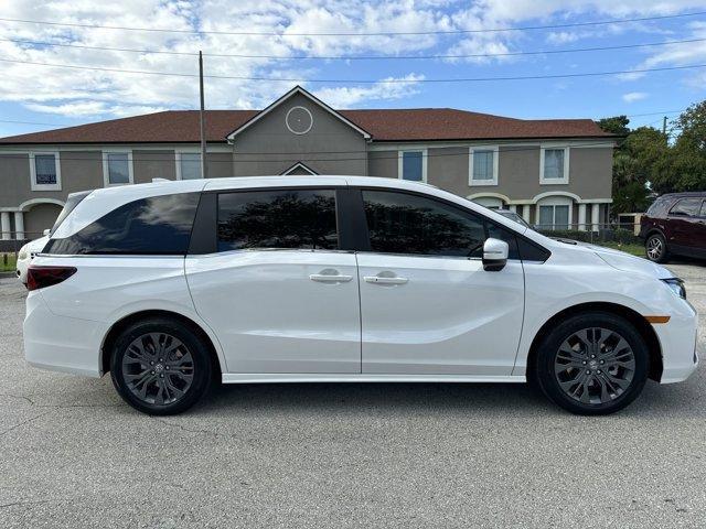 new 2025 Honda Odyssey car, priced at $49,810