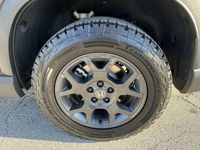 new 2025 Honda Pilot car, priced at $49,129