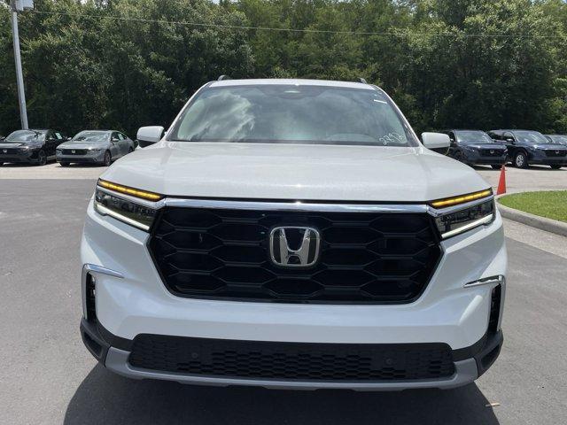 new 2025 Honda Pilot car, priced at $48,463