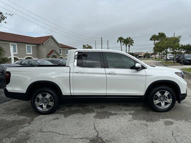 new 2025 Honda Ridgeline car, priced at $43,401