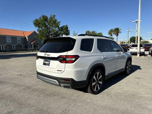 new 2025 Honda Pilot car, priced at $45,951