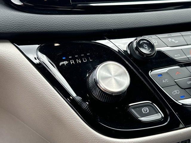 used 2023 Chrysler Pacifica car, priced at $23,179