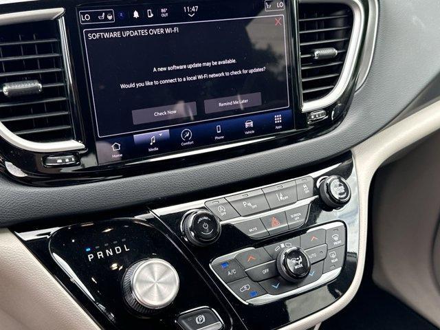 used 2023 Chrysler Pacifica car, priced at $23,179