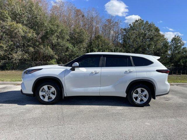 used 2024 Toyota Highlander car, priced at $36,654