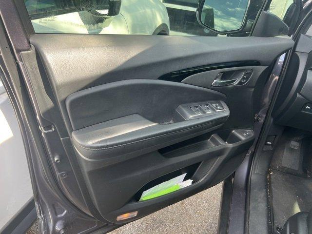 used 2021 Honda Pilot car, priced at $29,127