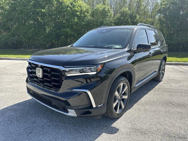 new 2025 Honda Pilot car, priced at $50,441