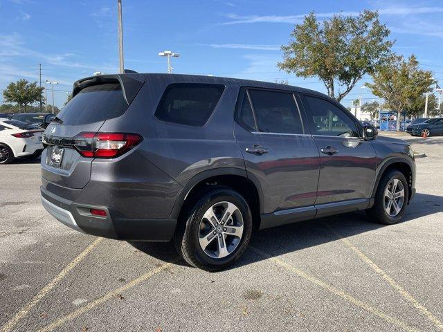 new 2025 Honda Pilot car, priced at $45,119