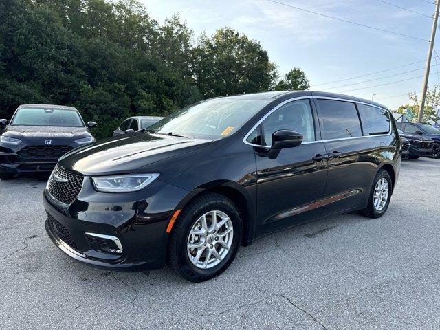used 2023 Chrysler Pacifica car, priced at $22,454