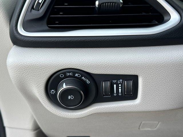 used 2023 Chrysler Pacifica car, priced at $22,454