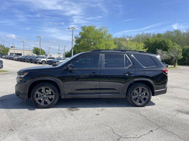 new 2025 Honda Pilot car, priced at $40,011