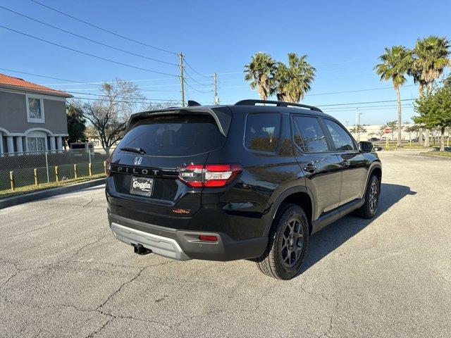 new 2025 Honda Pilot car, priced at $48,090