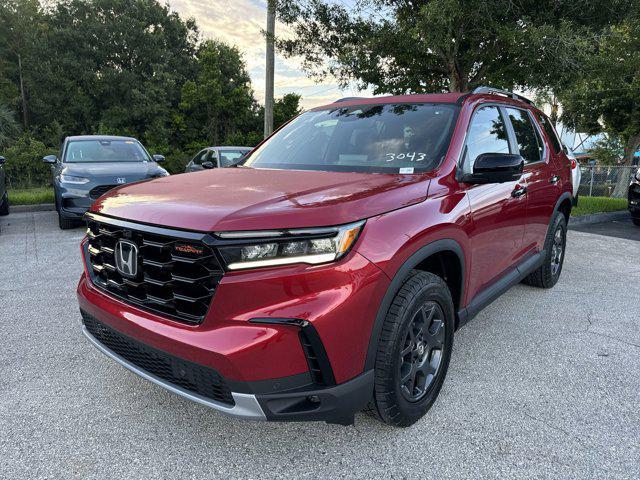 new 2025 Honda Pilot car, priced at $48,621